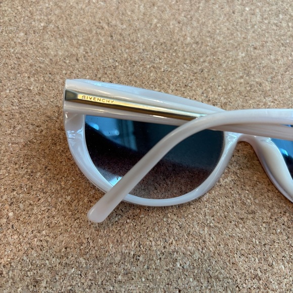 Givenchy Sunglasses Cat Eye SGV 766 Pink Nude OAEB Italy Gold Accents 56 - 17 - Picture 6 of 11